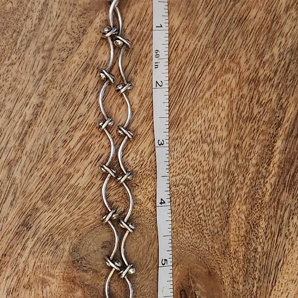 Sterling Knot Link Necklace - Picture 2 of 6